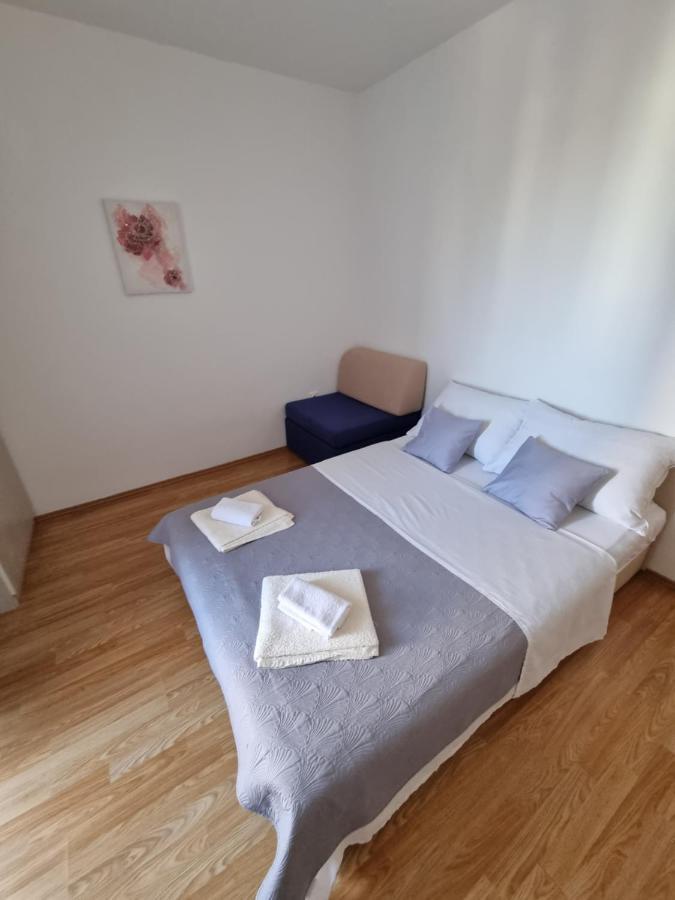 Apartments Lili Biograd Na Moru Exteriér fotografie