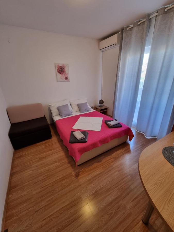 Apartments Lili Biograd Na Moru Exteriér fotografie