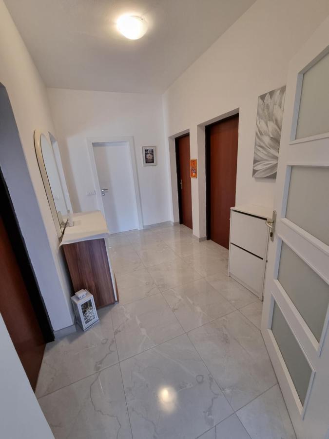 Apartments Lili Biograd Na Moru Exteriér fotografie