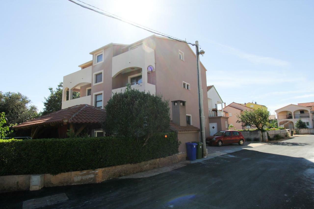 Apartments Lili Biograd Na Moru Exteriér fotografie