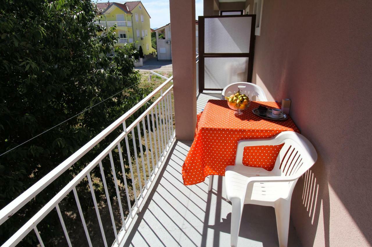 Apartments Lili Biograd Na Moru Exteriér fotografie