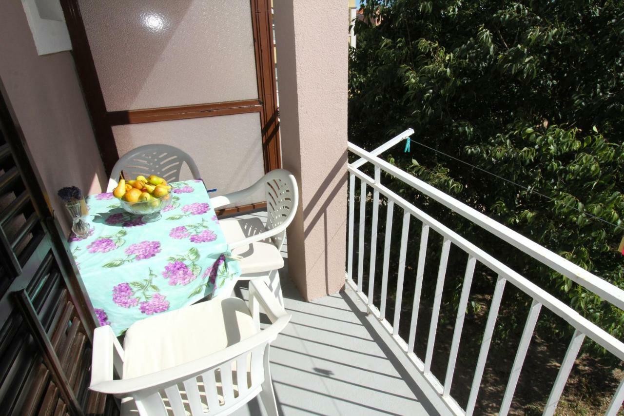 Apartments Lili Biograd Na Moru Exteriér fotografie